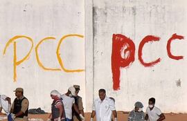 Imagen ilustrativa: pinturas que hacen referencia al Primer Comando da Capital (PCC).