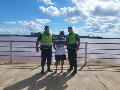 Recapturan a detenido que se fugó por el techo de la comisaría cuarta de Encarnación.