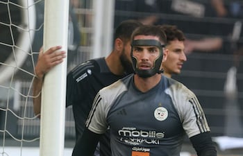 El guardameta de Argelia, Luca Zidane, asiste a una sesión de entrenamiento en Argel, Argelia. Más temprano ese mismo día, el seleccionador de Argelia, Vladimir Petkovic, anunció la lista de 26 convocados del equipo para el próximo Mundial de la FIFA 2026.