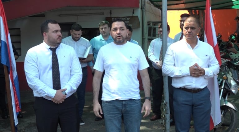 Asunción: Culpan a “adversarios políticos” de Bello de la crisis de la basura