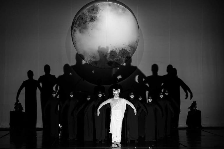 "Trasdecer" subió a escena en el Teatro Municipal.