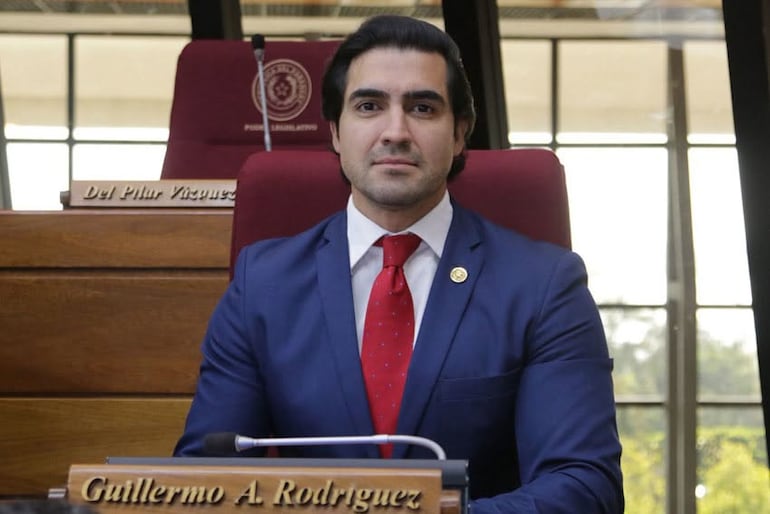 Guillermo Rodríguez, diputado.