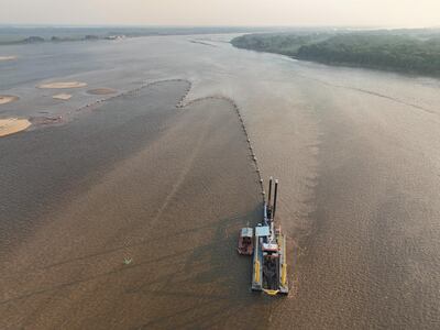 Gremios sojeros insisten en mantener la navegabilidad de ambos ríos. 