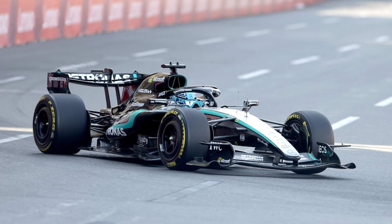 Russell gana el Gran Premio de Azerbaiyán, donde Antonelli acabó quinto - ABC Motor - ABC Color