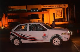 Jonathan Salinas y Walter Bertunis (VW Gol) durante el desarrollo de la competencia el sábado.