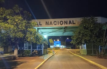 Paciente con ACV espera estudio clave en el Hospital Nacional de Itauguá, denuncia la familia.