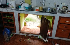 Delincuentes hicieron un boquete en una vivienda y robaron un Rolex y un televisor en Guarambaré