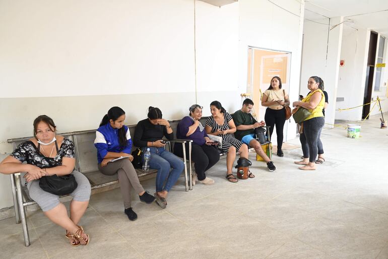 Los pisos del  Incan están siendo cambiados por completo.  