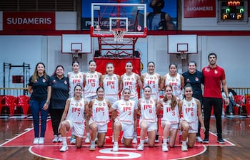 El tetracampeón, Félix Pérez Cardozo inició con triunfo la Liga Femenina 2026.