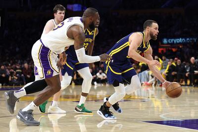 Los Lakers cayeron ante los Golden State