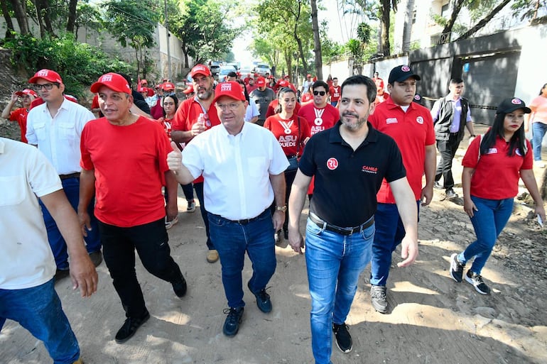 Recorrido de Camilo Pérez con Raúl Latorre.