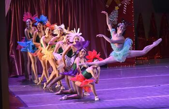 Una escena de El Cascanueces, en la versión de ÚNico's.