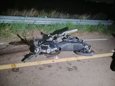 Una joven motociclista de 25 años perdió la vida en un accidente de tránsito sobre la ruta Luque - San Bernardino.