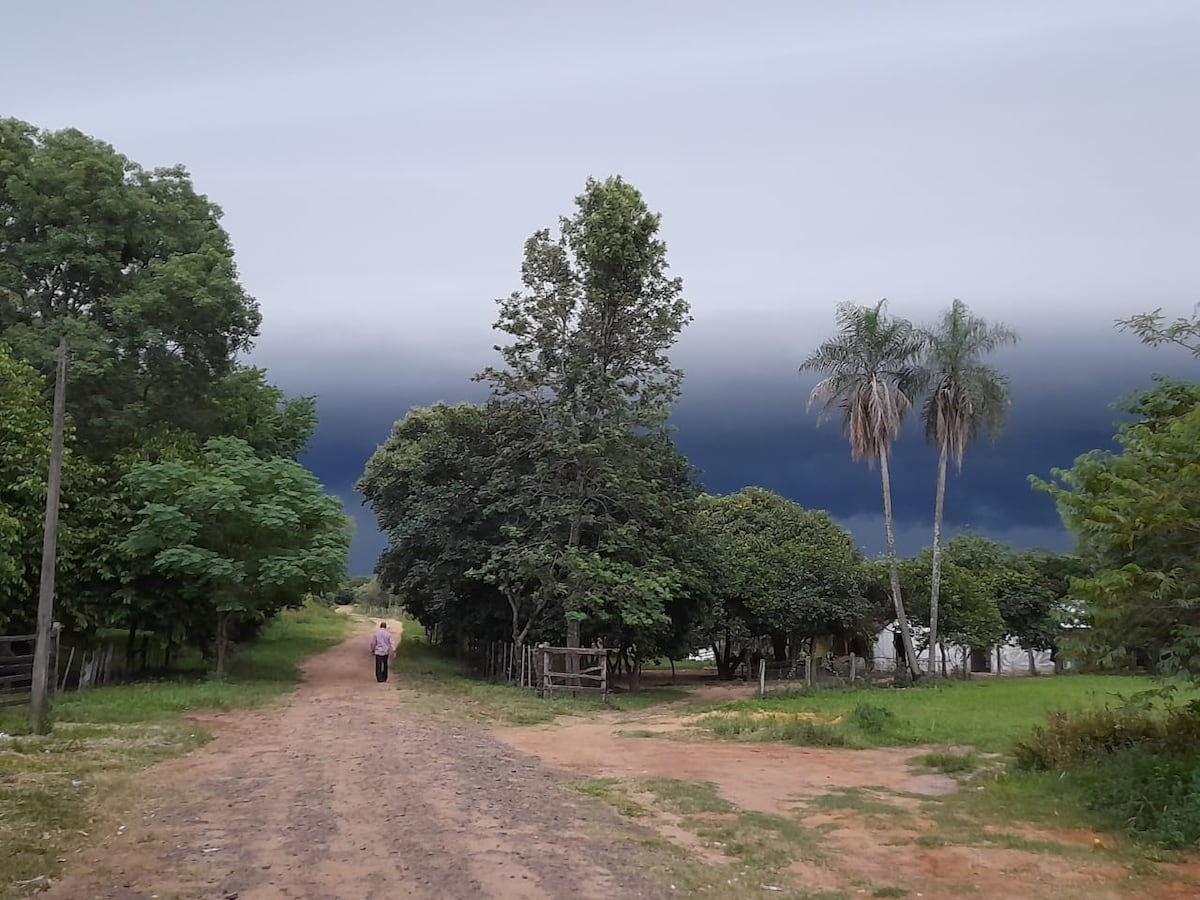 Alerta meteorológica: posibles tormentas fuertes en 5 departamentos esta tarde