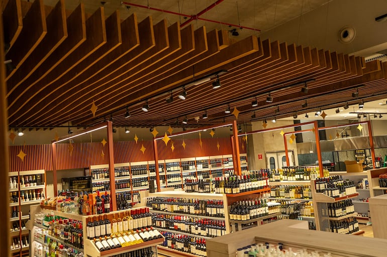 Destacadas marcas se encuentran en Casa Rica, que acaba de abrir en Distrito Perseverancia.