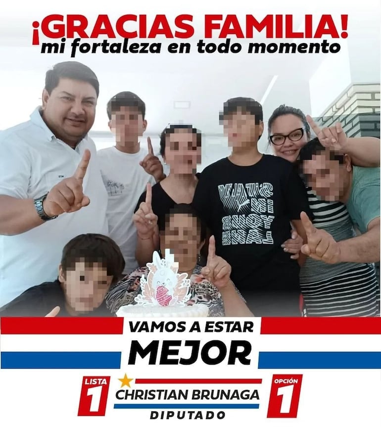 En las elecciones agradeció el apoyo de su familia, y ahora ya pasó a "premiar" a su hermana.