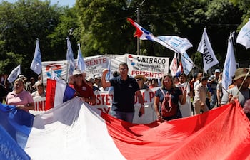 Santiago Peña reglamenta incorporación de funcionarios al Sistema de Jubilaciones y Pensiones del Sector Público. EFE/ Juan Pablo Pino