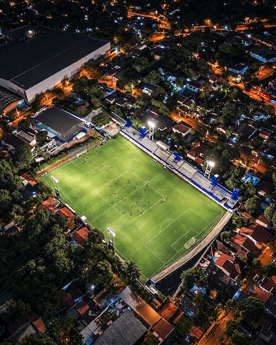 Estadio Martín Torres del Sportivo Trinidense, sede del partido entre el local y el campeonable Libertad.