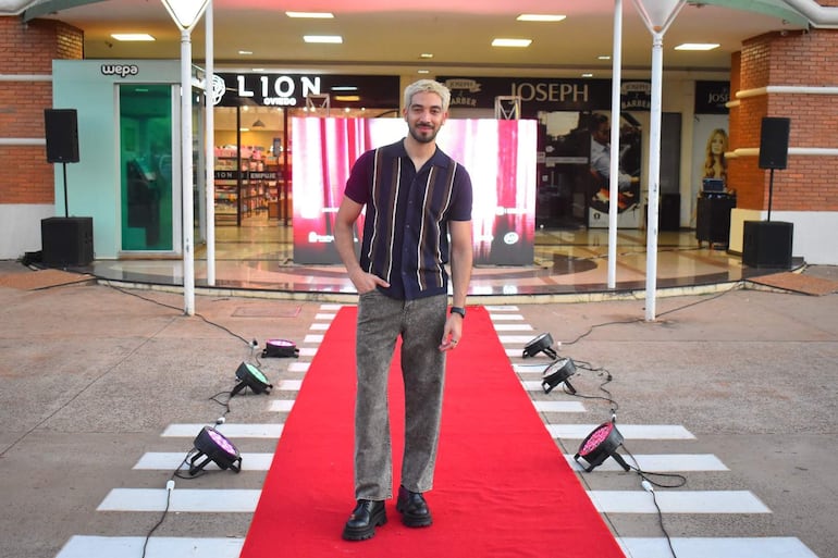 Diro Romero, actor que dio vida a "Narciso Arevalos", protagonista de la película.