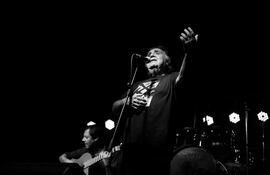 El Doc Ayala presentará hoy sus canciones propias como también adelantará algunos temas de su próximo disco.