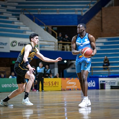 San José le ganó a Colonias Gold en la fecha pasada, para situarse solitario en la cima del torneo Clausura de la Liga Nacional de Básquetbol.