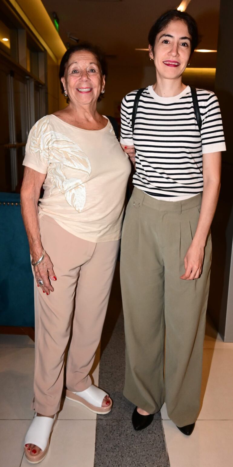 Ramona Yegros y Andrea Grau.