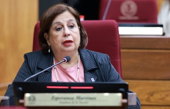 Esperanza Martínez (FG), senadora.
