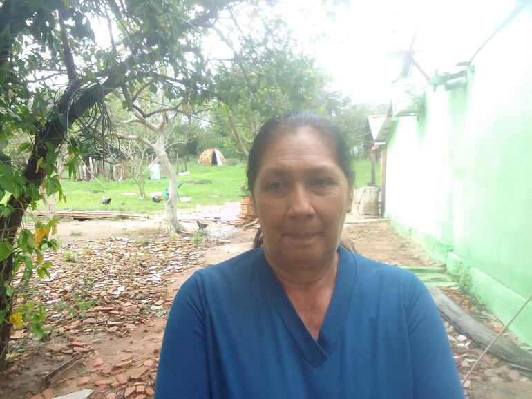 Ignacia Pereira manifestó que las familias afectadas por el temporal también necesitan kits de víveres para paliar el difícil momento.