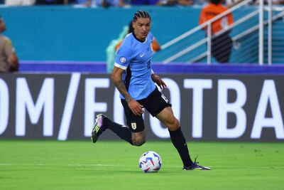 MIAMI GARDENS, FLORIDA - JUNE 23: Darwin Nuñez of Uruguay controls the ball during the CONMEBOL Copa America 2024 Group C match between Uruguay and Panama at Hard Rock Stadium on June 23, 2024 in Miami Gardens, Florida. Megan Briggs/Getty Images/AFP (Photo by Megan Briggs / GETTY IMAGES NORTH AMERICA / Getty Images via AFP)