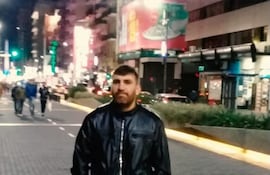 Un enfermero de 44 años, identificado como Eduardo Bentancourt, fue hallado sin vida este viernes en un departamento del barrio porteño de Palermo, en Buenos Aires.