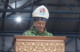 Monseñor Ricardo Valenzuela lamenta el apego a las riquezas y pide recuperar la honestidad.