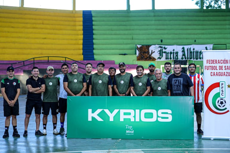 Integrantes del cuerpo técnico caaguaceño.