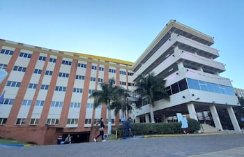 El Hospital de Clínicas cumple 129 años hoy, en medio de la necesidad de mayor presupuesto.