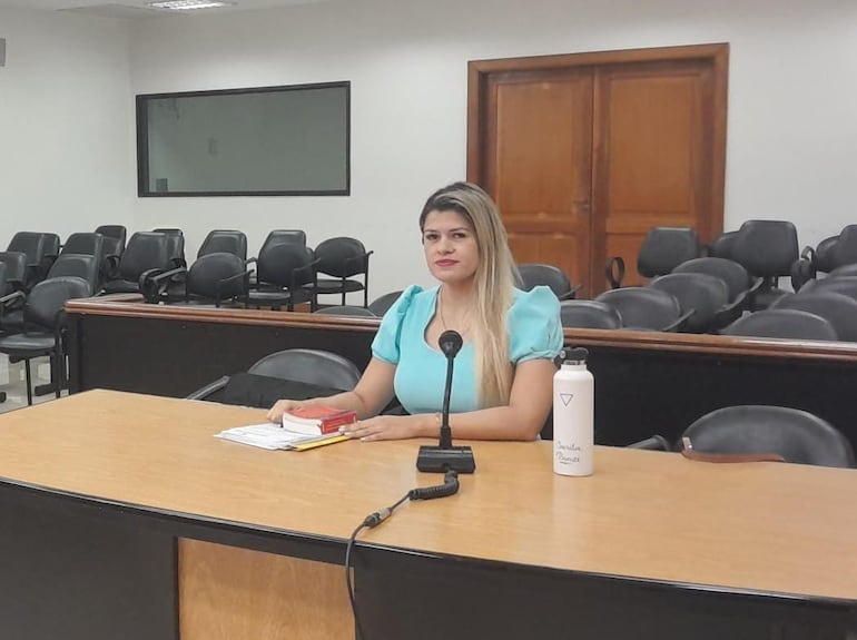 Abg. Sarita Bonzi, fiscal de Capitán Bado.