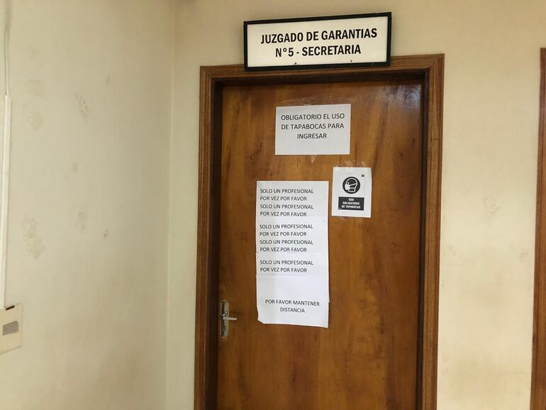 La audiencia virtual se desarrolla ante la juez penal de Garantías, Cinthia Garcete Urunaga.