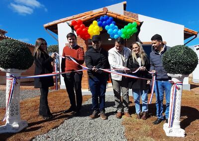 Inauguración de Mi Casa con Plaza, en Pdte. Franco.