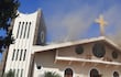 El incendio afecta la parte del techo de la Catedral de Ciudad del Este.