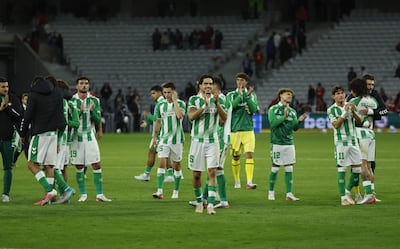 El Betis, después de veintiún años sin jugar la Liga de Campeones, regresó a la máxima competición continental con una meritoria remontada.
