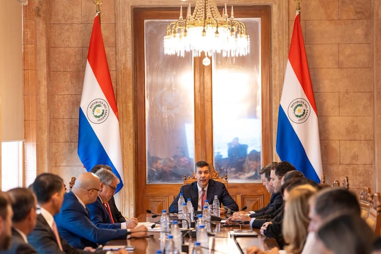 Peña cuestiona su propio sistema de comunicación y ordena a ministros “ser los voceros”