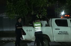 Patrullera de la Comisaría Tercera de Luque traslada a los aprehendidos