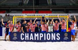 Los Pynandi celebran el título en arenas mexicanas, derrotando a las selecciones de México, Portugal y los Estados Unidos.
