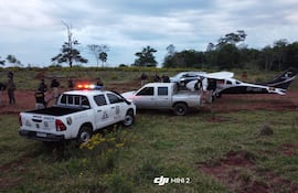 La narcoavioneta boliviana incautada en la compañía Kururuó de Santaní, San Pedro, donde también fueron detenidas cuatro personas, de las cuales tres fueron acusadas.