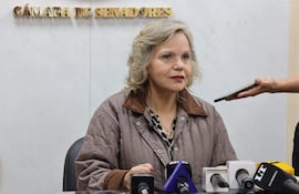Lilian Samaniego.