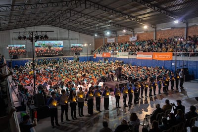 La megaorquesta de Sonidos de la Tierra, durante un concierto.