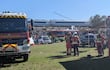 Bomberos y miembros de equipos de rescate en el lugar donde colisionaron dos trenes de alta velocidad (AVE) —uno de Renfe y otro de Iryo— en la localidad de Urda, Toledo, España.