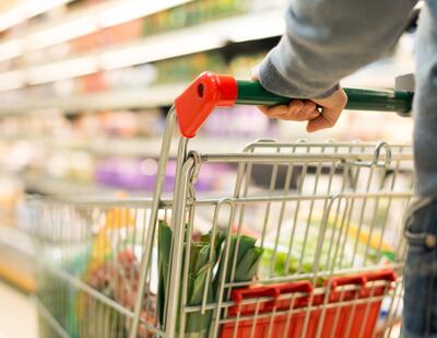 El consumidor  es más racional hoy y se rebusca en las góndolas por la mejor opción, para elegir los productos alternativos que más le convengan.