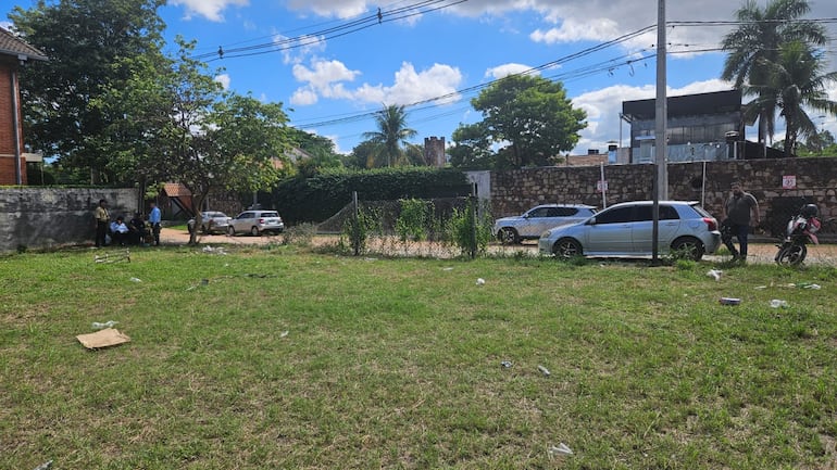 Familia Ozcariz denuncia un nuevo supusto intento de invasión en su terreno de Luque.