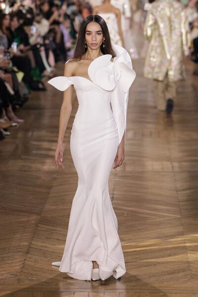 Creación de Georges Hobeika.