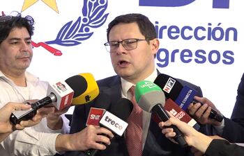 El director nacional de Ingresos Tributarios, Óscar Orué.