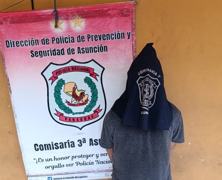 Video: cae presunto ladrón del Mercado 4 tras intento de hurto